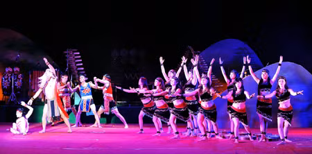 Liên hoan ca múa nhạc chuyên nghiệp toàn quốc ảnh 13