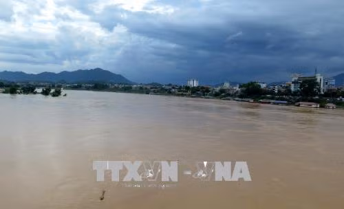 Đêm 26/6, Bắc Bộ tiếp tục mưa lớn, nguy cơ lũ quét và sạt lở đất ở vùng núi ảnh 1