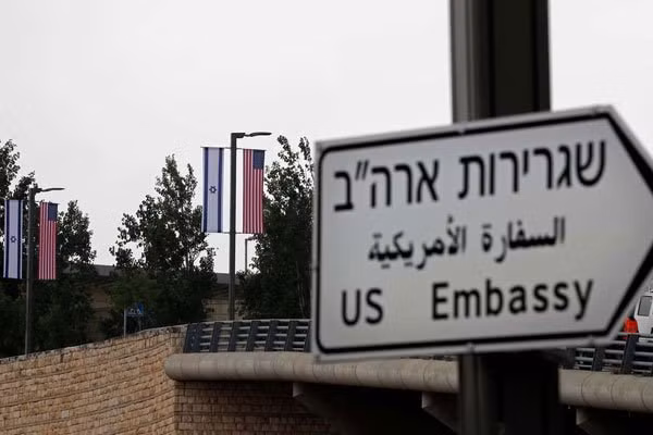 Đại sứ quán Mỹ ở Jerusalem tọa lạc tại 'bờ vực của hoang vu' ảnh 1