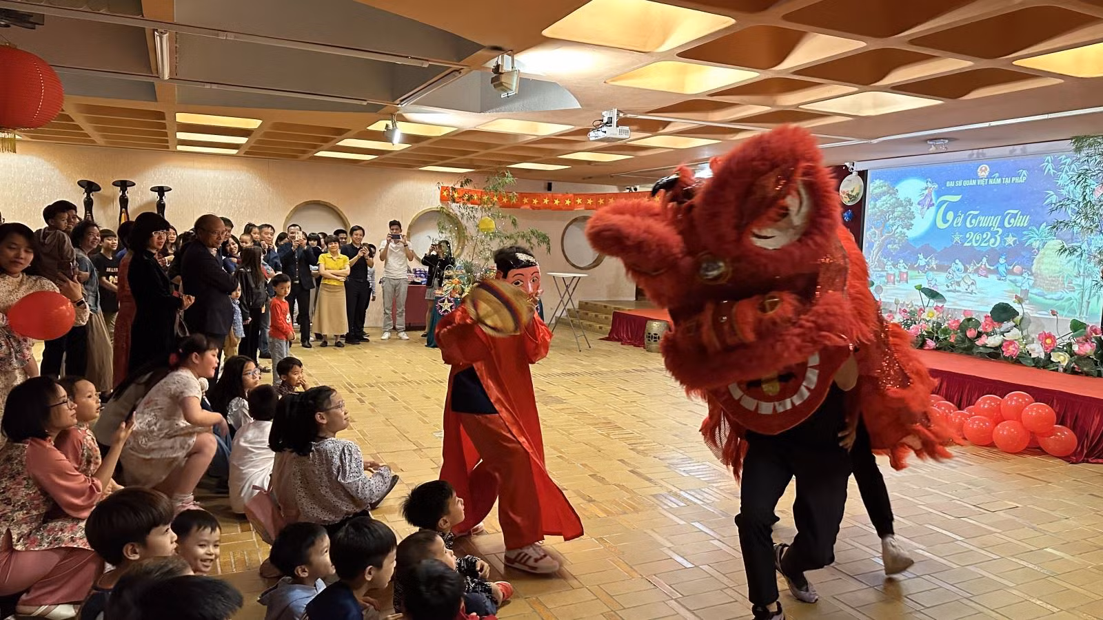 Chú thích ảnh