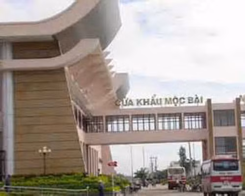 Chấn chỉnh việc thu phí tại cửa khẩu quốc tế Mộc Bài ảnh 1