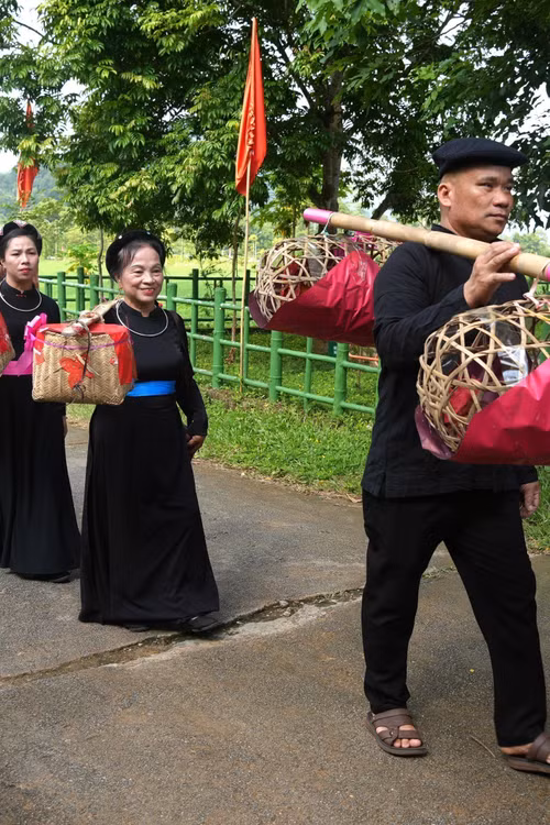 Gìn giữ cội nguồn qua nghi lễ đám cưới người Tày ở Tân Trào