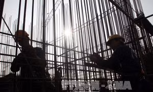 Tiếp tục hoàn thiện hệ thống thể chế, chính sách lĩnh vực xây dựng