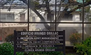 Panama khám xét nhà kho công ty luật Mossack Fonseca 