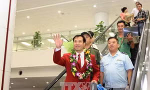 Hoàng Xuân Vinh dẫn đầu cuộc bầu chọn vận động viên tiêu biểu năm 2016 