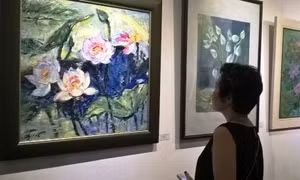 Triển lãm mỹ thuật “Sen”
