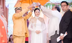 Lễ sắc phong công chúa châu Á bộ tộc Mindanao của Lý Nhã Kỳ