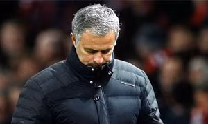 Mourinho lại gặp rắc rối