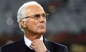 FIFA phạt "Hoàng đế" Beckenbauer do cản trở điều tra 