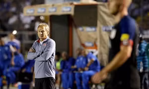 HLV Klinsmann bị sa thải