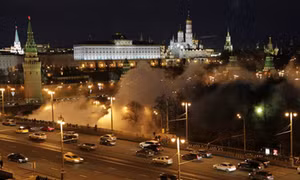 Người Nga hoảng hốt khi Điện Kremlin mù mịt khói
