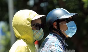 Nắng gắt, khô nóng vẫn bao trùm Bắc và Trung Bộ 