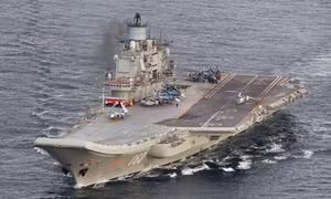NATO tung 8 tàu chiến theo dõi tàu sân bay Đô đốc Kuznetsov của Nga 