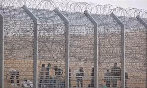  Israel bắt đầu dựng tường rào dọc biên giới giáp Jordan