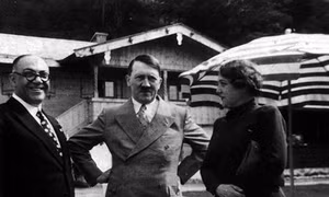  Hồ sơ bệnh án của trùm phát xít Hitler - Kỳ 2