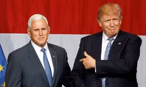 Ông Trump công bố "phó tướng"