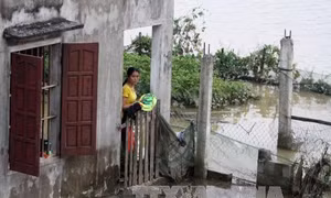 Nước sông Lam dâng cao, 11.000 người dân bị cô lập
