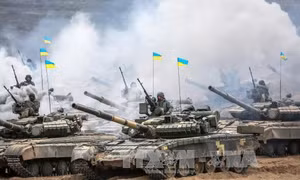 Ukraine trì hoãn rút quân ở miền Đông 