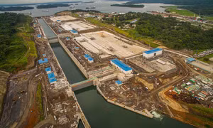 Kênh đào Panama mới đón tàu siêu tải trọng