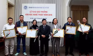 Trao Giải thưởng Văn học nghệ thuật năm 2015