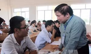 Phổ điểm thi phân bố đều, các trường tốp trên dễ tuyển sinh