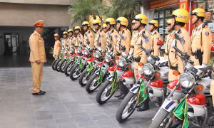 Điều động tổng lực CSGT Hà Nội đảm bảo giao thông Tết