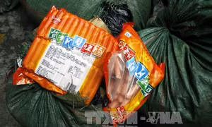 Phát hiện 350 kg thực phẩm không rõ nguồn gốc