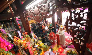 Tín ngưỡng thờ Mẫu trong xã hội đương đại
