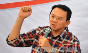 Cảnh sát ken dày đặc Jakarta trước cuộc đại biểu tình