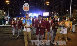 Cờ Việt Nam tung bay tại làng Olympic 