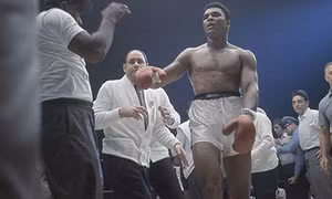 Ông Obama vẫn giữ găng đấm bốc của Muhammad Ali
