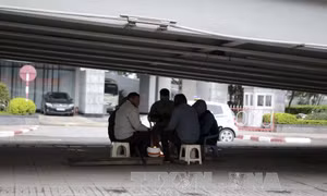 Không khí lạnh tăng cường, miền Trung nguy cơ lũ quét