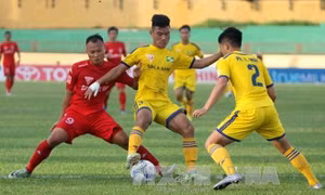 Sông Lam Nghệ An thắng Becamex Bình Dương 2-0