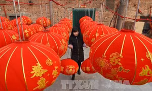 Người Trung Quốc chuẩn bị Tết từ mùng 8 tháng Chạp 