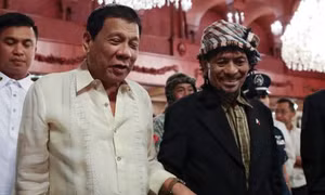 Thượng nghị sĩ Philippines khởi kiện Tổng thống Duterte