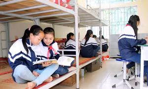Phát triển mô hình trường bán trú vùng khó khăn