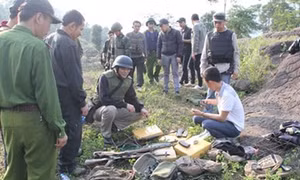Đấu súng với nhóm tội phạm ma túy manh động