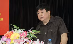 Góp phần định hướng sự phát triển lý luận, phê bình văn học, nghệ thuật