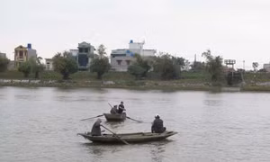 Tìm thấy thi thể cháu bé bị đuối nước trên sông Trà Lý