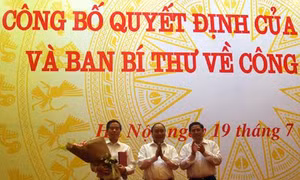Đồng chí Nguyễn Văn Bình giữ chức Trưởng Ban Chỉ đạo Tây Bắc
