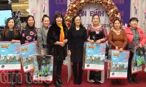 Món quà gắn kết phụ nữ TTTM Moskva dịp Tết Bính Thân
