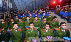Cầu siêu cho nạn nhân tai nạn giao thông