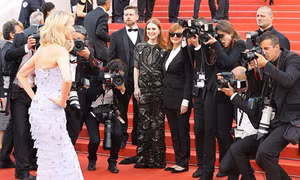 Minh tinh thế giới "thiêu đốt" thảm đỏ Cannes