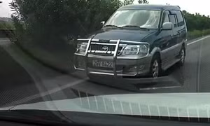 Xử lý nghiêm ô tô đi ngược chiều trên cao tốc Nội Bài-Bắc Ninh