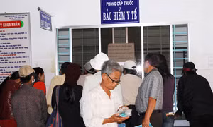 Thuộc nhiều đối tượng tham gia BHYT, cơ quan nào cấp thẻ?