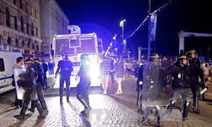 Khủng bố và CĐV quá khích thách thức EURO 2016