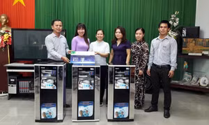Tân Á Đại Thành mang nguồn nước sạch đến người dân việt