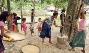 Đầu tư, hỗ trợ các dân tộc ít người - Bài cuối