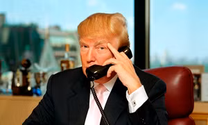 Ông Trump ngừng kinh doanh ngay khi vào Nhà Trắng