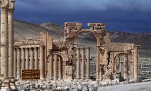 Máy bay Nga tiêu diệt hơn 100 phiến quân ở Palmyra 